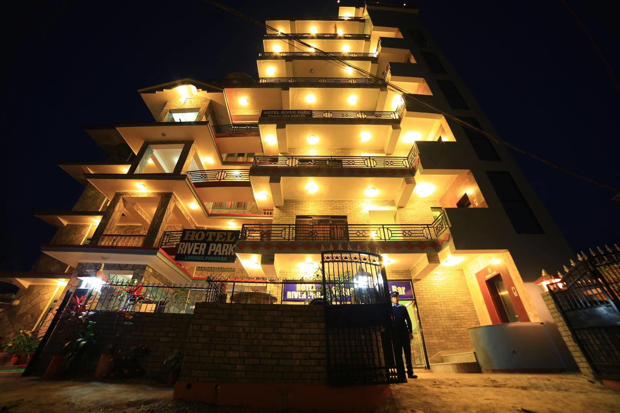 Hotel River Park Pokhara Exterior photo