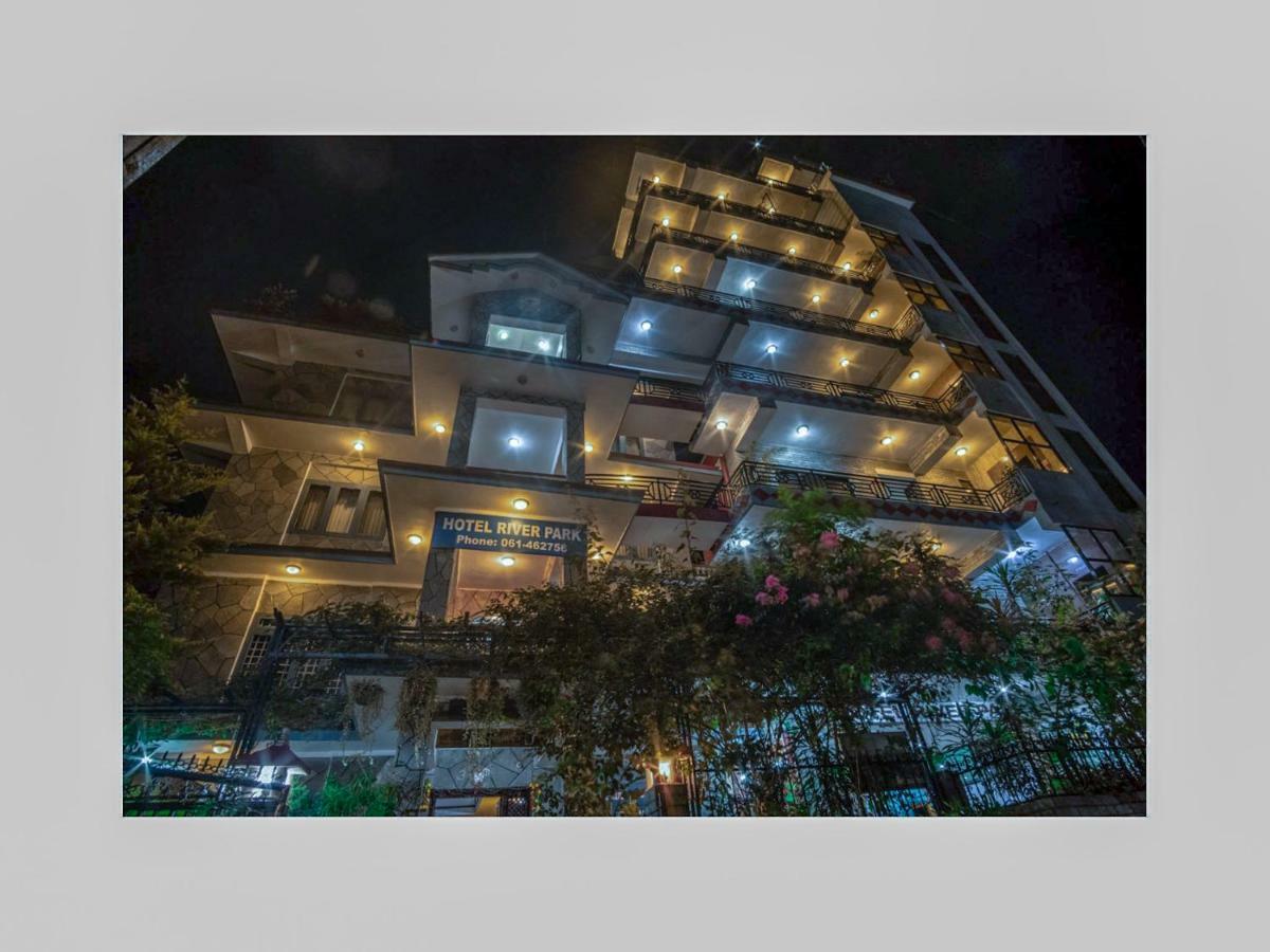 Hotel River Park Pokhara Exterior photo
